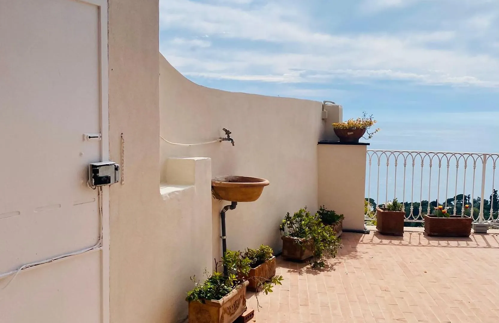 Beautiful Flat With Terrace And Sea View - Free Parking Apartment Genoa Italy