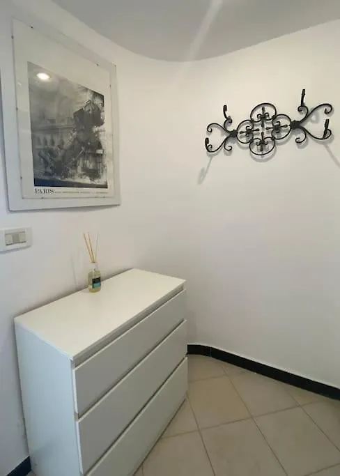 Beautiful Flat With Terrace And Sea View - Free Parking Διαμέρισμα Γένοβα