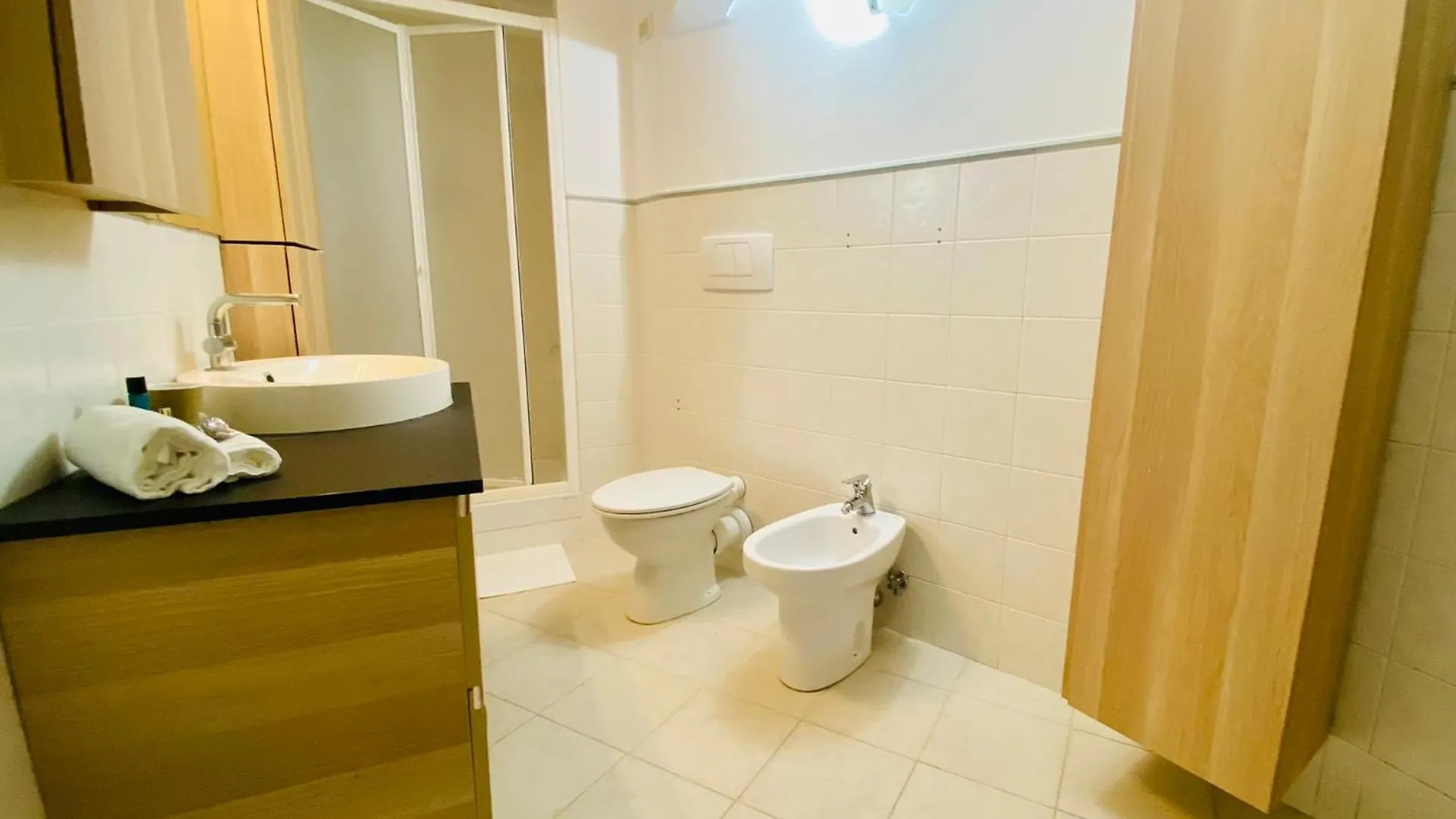 Beautiful Flat With Terrace And Sea View - Free Parking Διαμέρισμα Γένοβα
