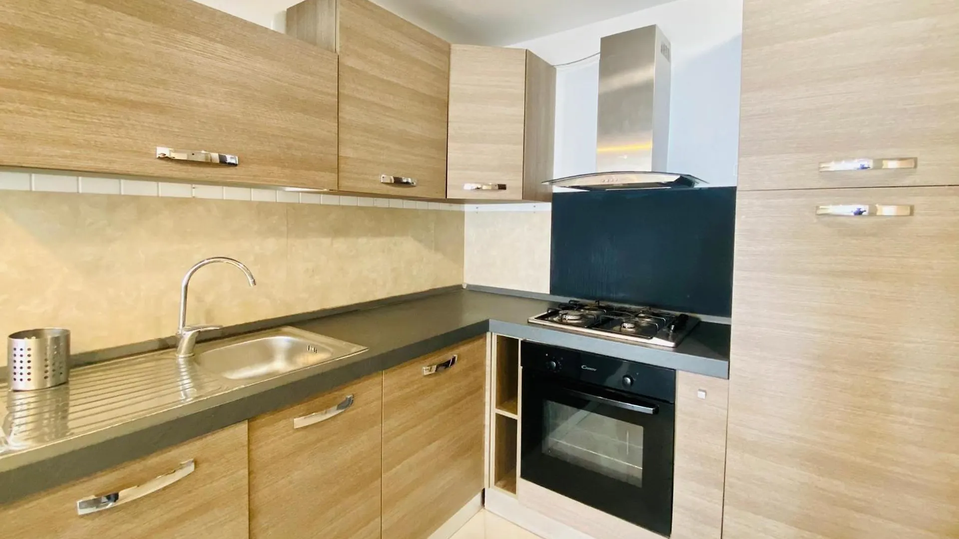 Beautiful Flat With Terrace And Sea View - Free Parking Διαμέρισμα Γένοβα 0*,